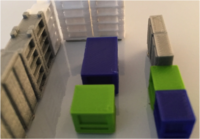 Photo d'une zone de stockage avec des étagères imprimées en 3D