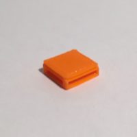 table basse carrée orange